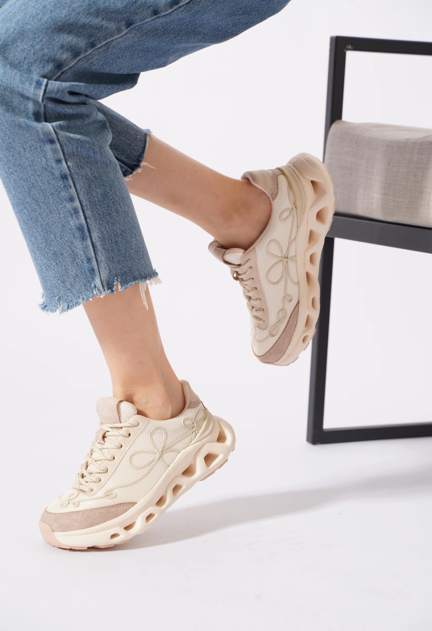 Lemoors Mia Fileli Yüzey Havalı Hafif Yumuşak Tabanlı Sneaker