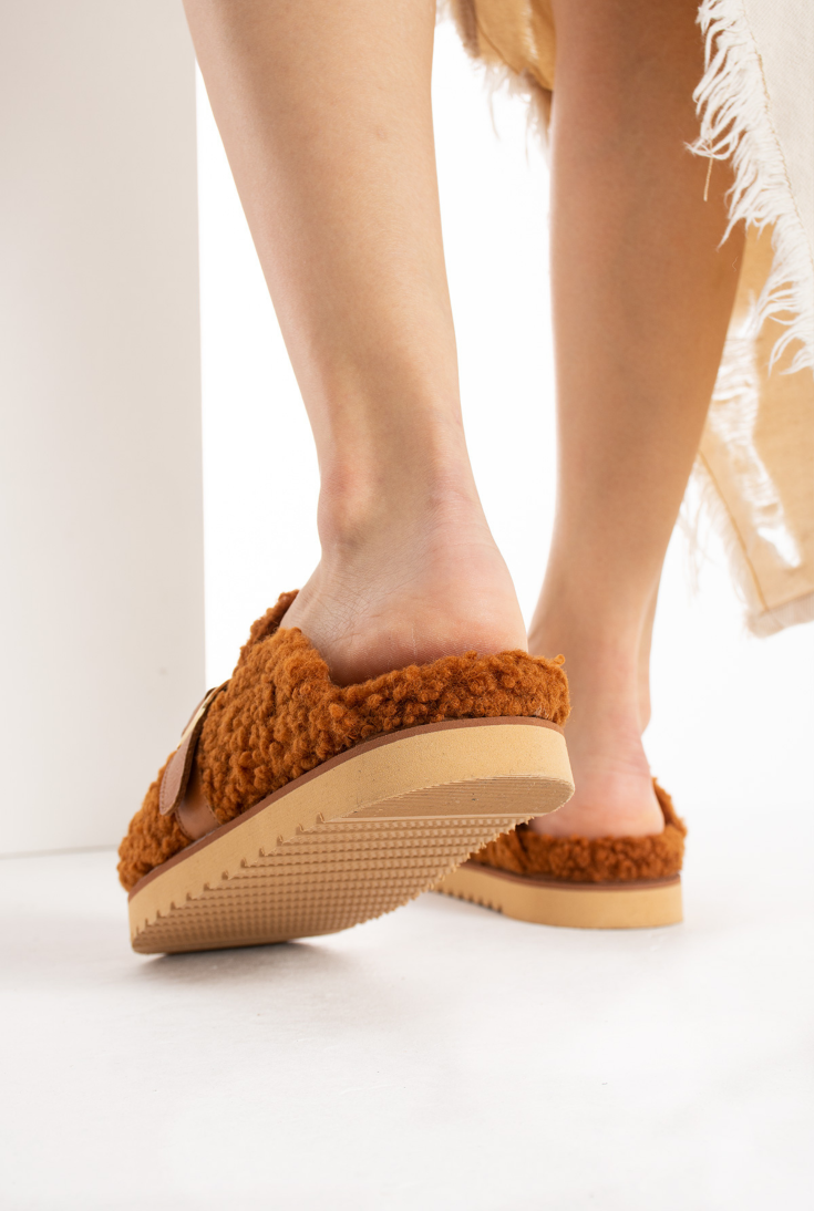 Lemoors Jennifer Koyun Tüylü Eva Terlik Tarçın Rengi